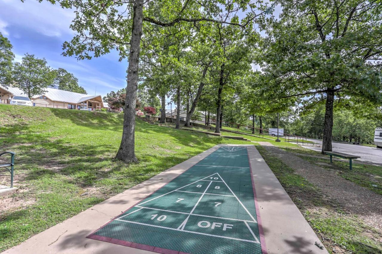 Branson Condo On Fairway Steps From Resort Pools! Exterior foto